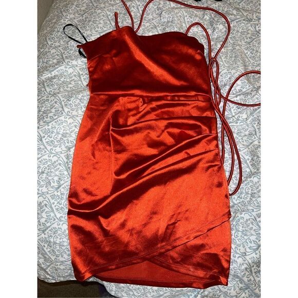 Forever 21 Satin stretchy orange backless dress size M - Picture 2 of 7